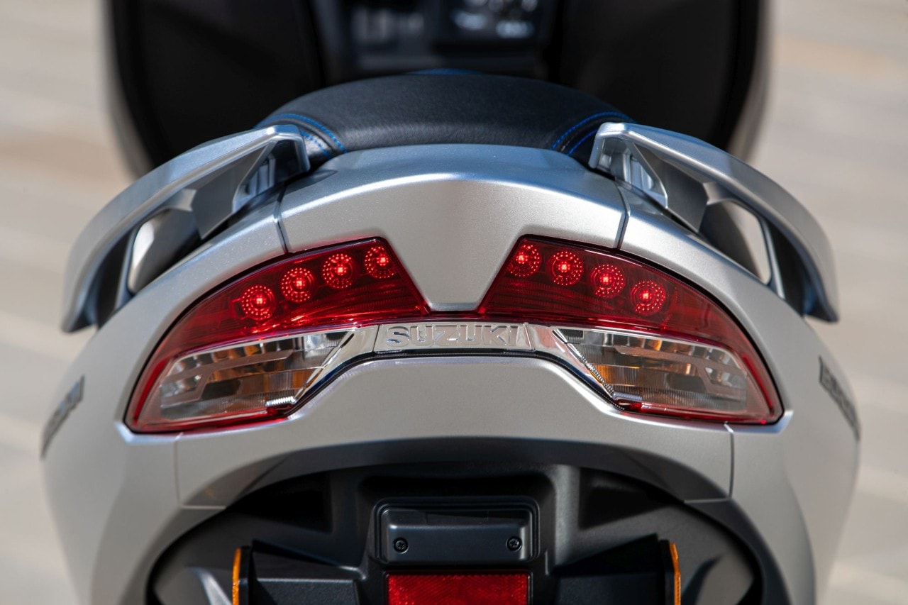 Suzuki Burgman 400: la STORIA continua!